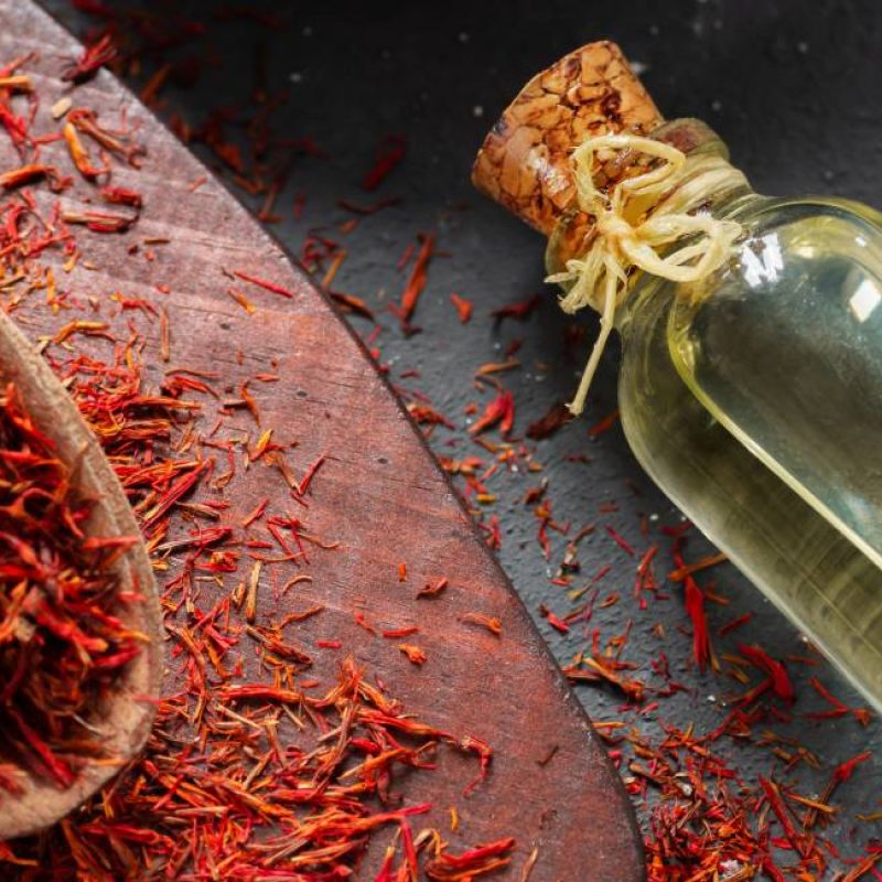 Saffron-extract-as-a-natural-ingredient-to-relieve-anxiety